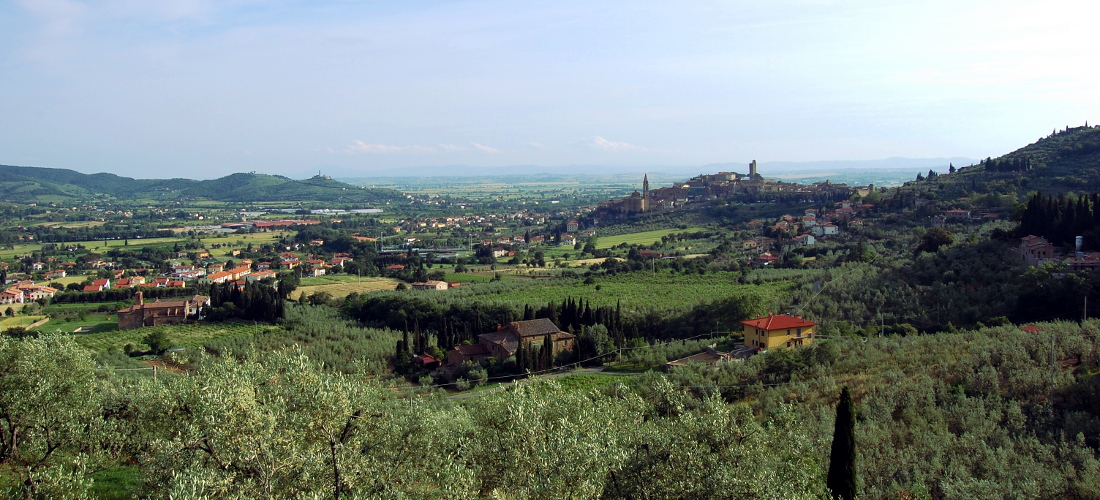 Villa Sant'Agnese, panorama di Castiglion Fiorentino